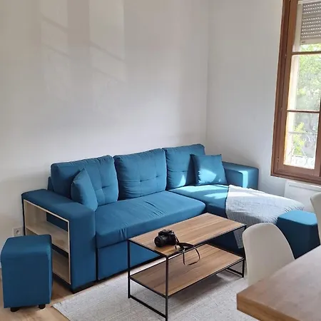 For 6 People Cdg And Asterix Parc Apartment