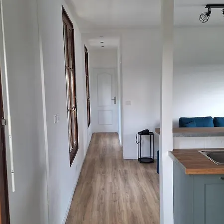 For 6 People Cdg And Asterix Parc Apartment Survilliers